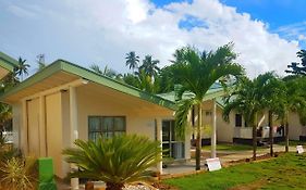 Le Uaina Beach Resort